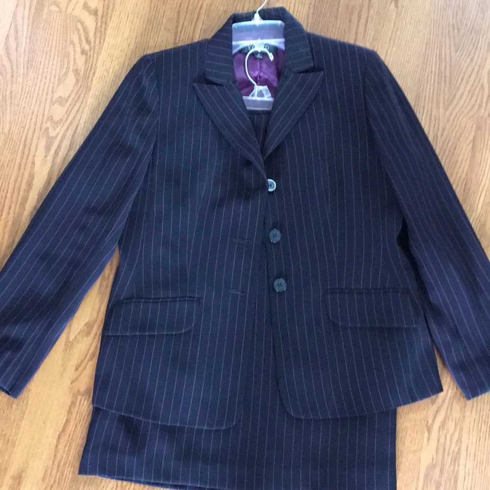 Two piece suit